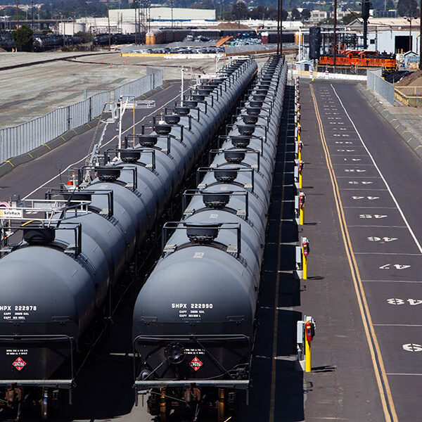 crude-oil-train-richmond_cjb-800 crude-oil-train-richmond_cjb-800
